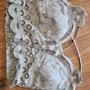 Zenana Outfitters Lace Bralette in Gray